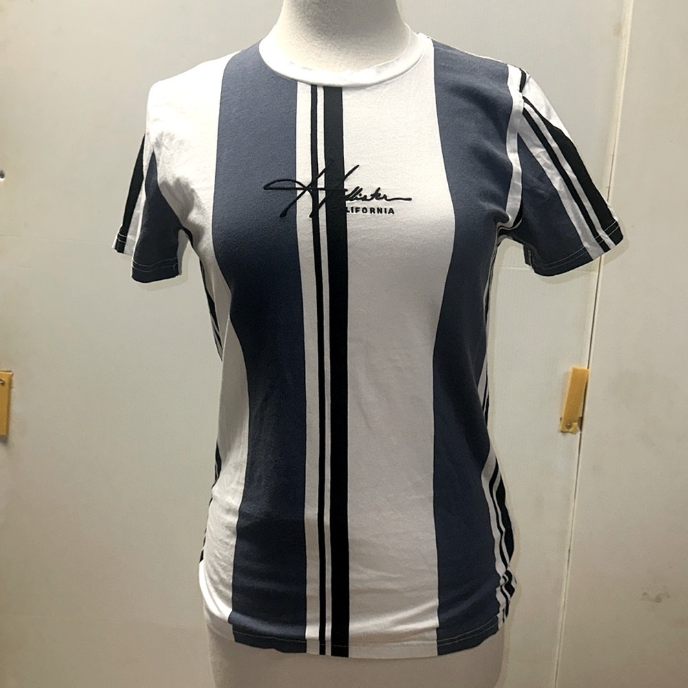 Hollister tshirt